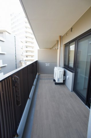 プライムメゾン江古田の杜ウェストのバルコニー