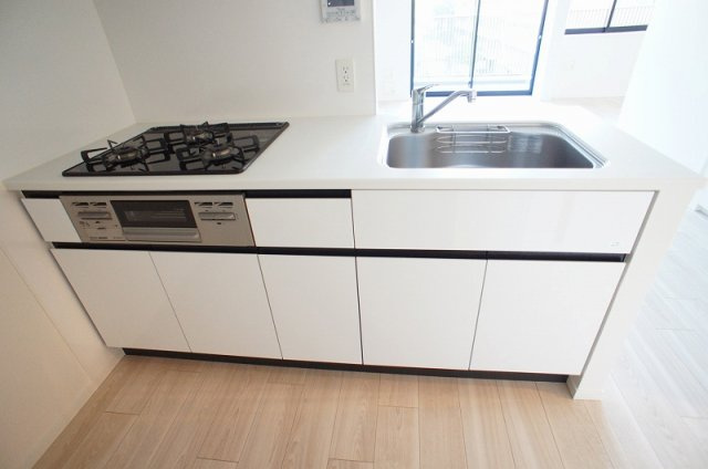 プライムメゾン江古田の杜ウェストのキッチン