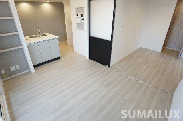 熊本市中央区新屋敷２丁目のアパートの居間・リビング