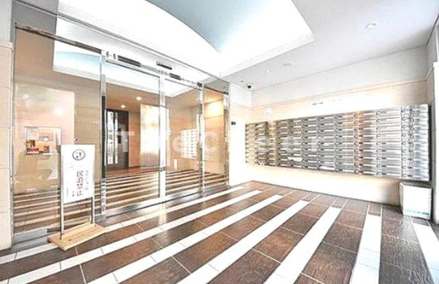 グローバン板橋のエントランス