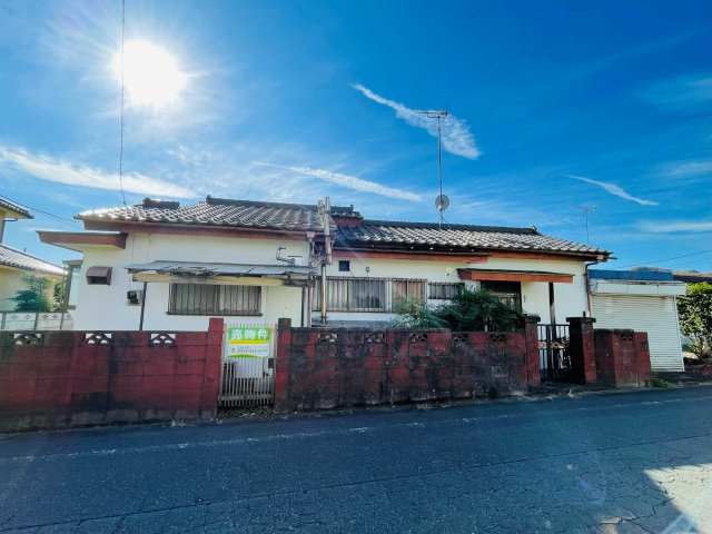 あきる野市山田　古家付売地の外観|南向きで日当たり良好です！