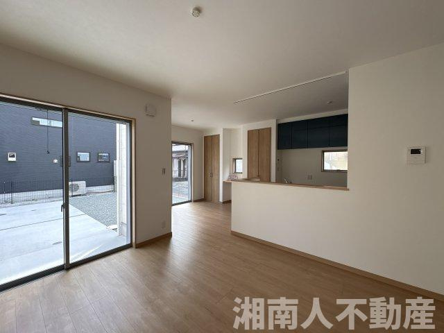 小田原市田島　新築戸建の居間・リビング|居間です