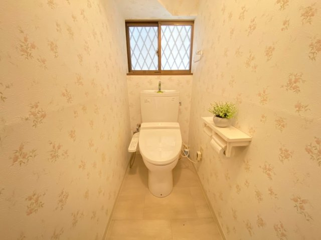 【価格改定】長岡京市奥海印寺火ノ尾のトイレ|温水洗浄便座付きトイレ