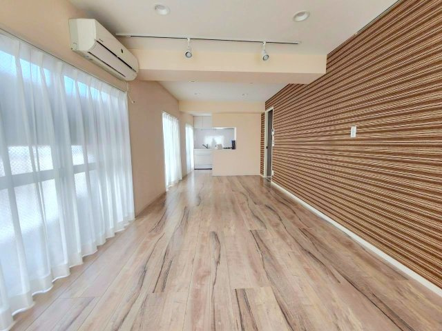 【居間・リビング】