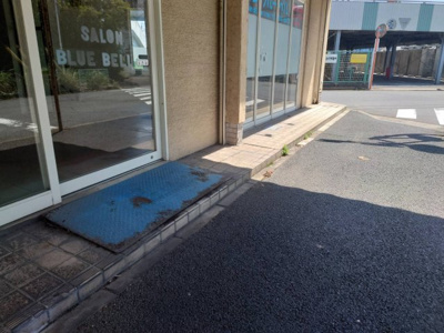 【エントランス】 | 幸町テナントビル