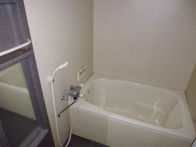 マンションアムールの浴室|くつろげるお風呂