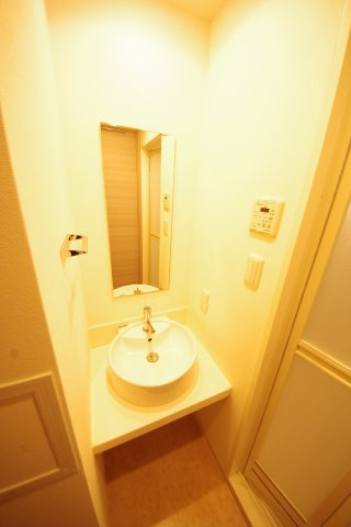 【洗面所】