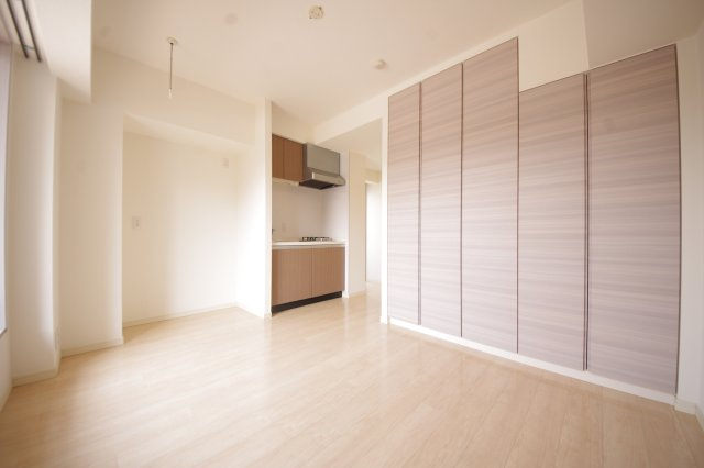 【居間・リビング】