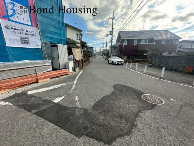 西明石駅徒歩圏　北西角地　西明石町第4　新築戸建の前面道路含む現地写真