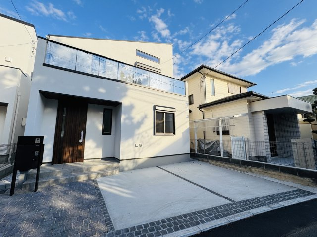 The White Modern – 東海岸南／開放感あふれる住まい –