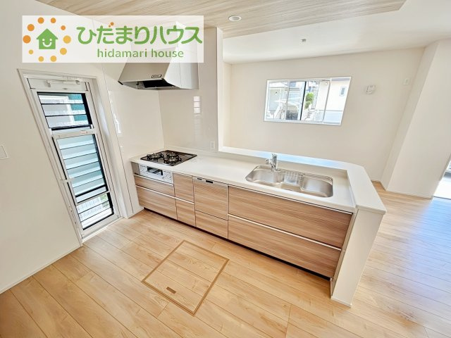 【キッチン】 | 土浦市桜ケ丘町6期　新築戸建 | ご家族と会話しながら、お料理だって出来ちゃいます☆