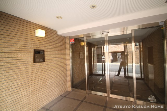 【エントランス】