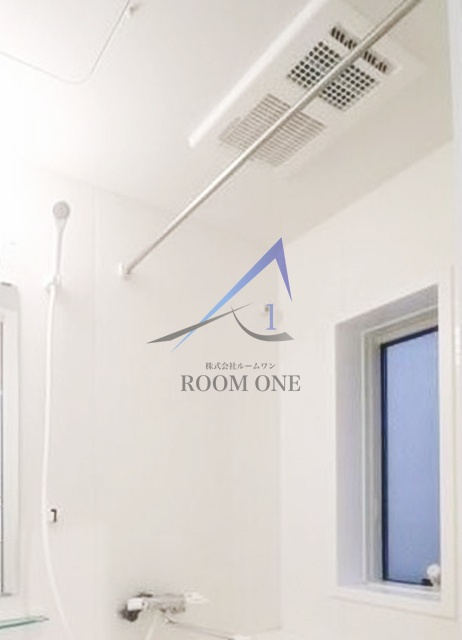 木月3丁目戸建貸家の設備|浴室乾燥機です。