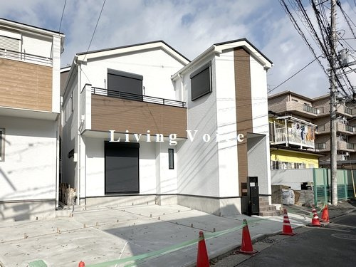 【外観】 | 【仲介手数料０円】横浜市緑区鴨居町1期　新築一戸建て　2号棟　全2棟 | 2号棟【仲介手数料０円】横浜市緑区鴨居町1期　新築一戸建て　全2棟