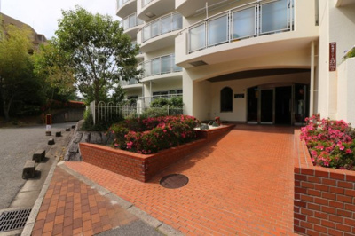 【エントランス】 | コンドミニアム千里中央