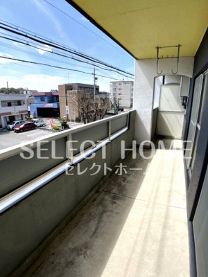 【バルコニー】 | ルーミックノート緑丘 | 暖かな日差しのふりそそぐバルコニー
