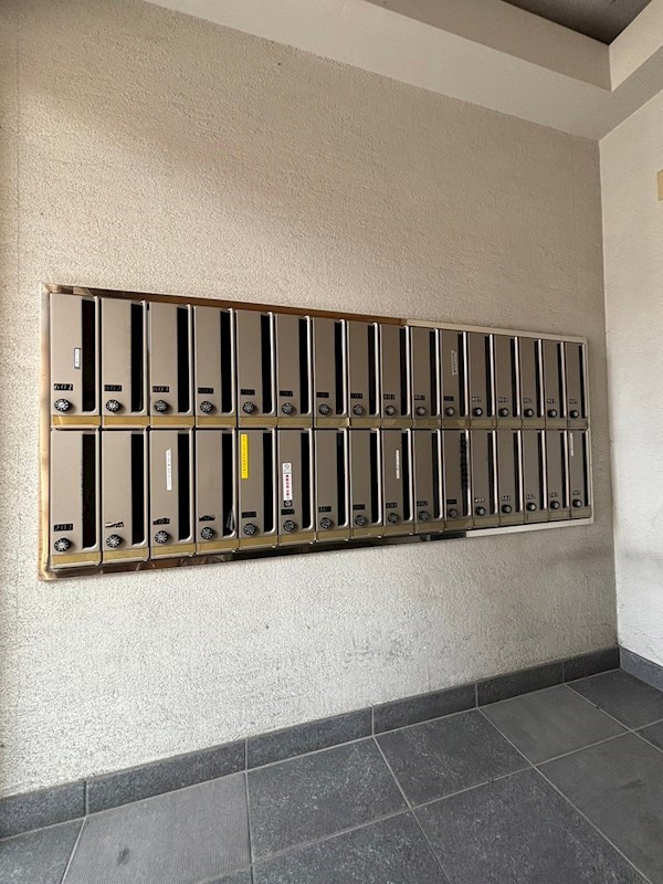 アブレスト野間の外観