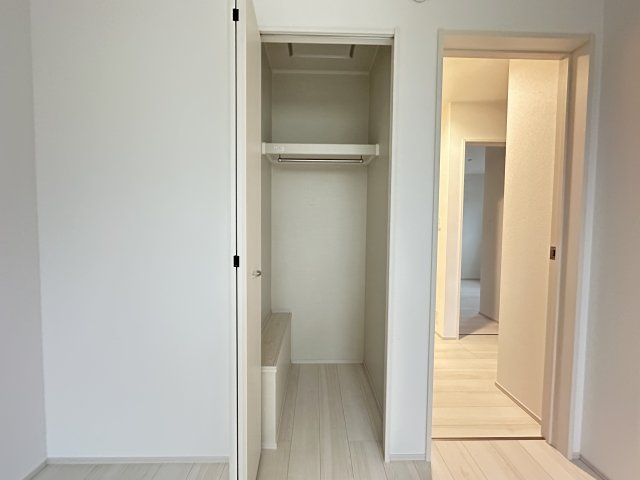 二見町西二見新築戸建B号棟の収納