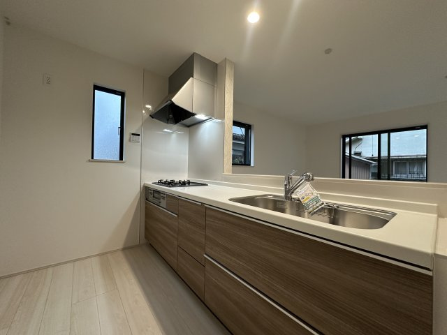 二見町西二見新築戸建B号棟のキッチン