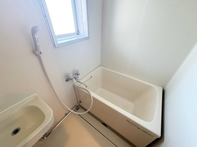 【浴室】 | スカイハイツタカラ | ※別のお部屋の写真です。