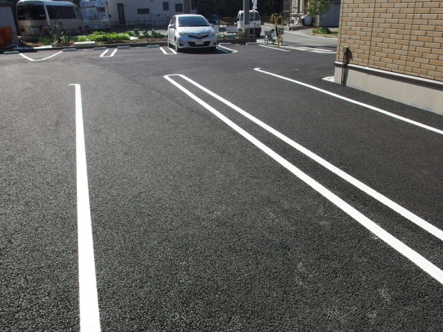 クレールの駐車場