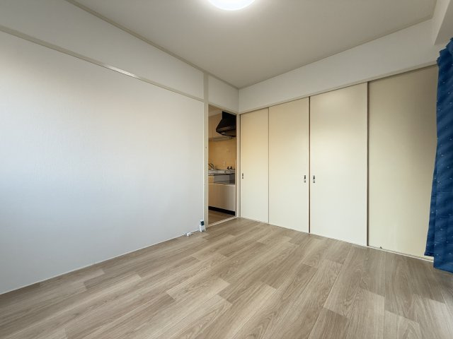 シャトー77の居間・リビング