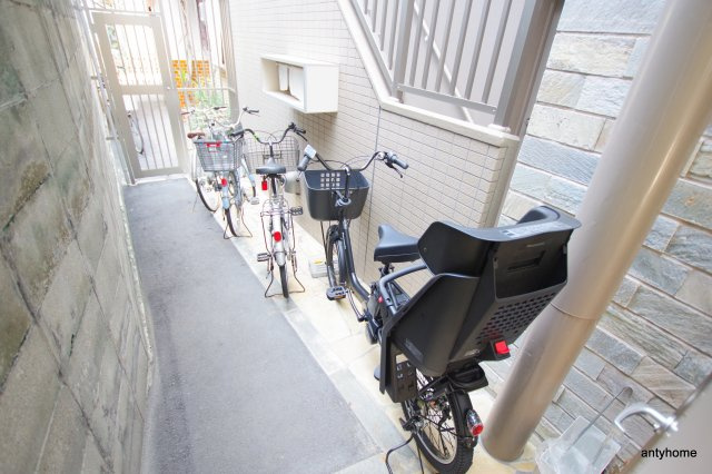 Ｔ・Ｙ天六　仲介手数料無料の駐車場