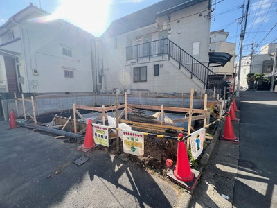 【外観】 | 高円寺南４丁目～「高円寺」駅４分・角地につき陽当たり・通風良好～