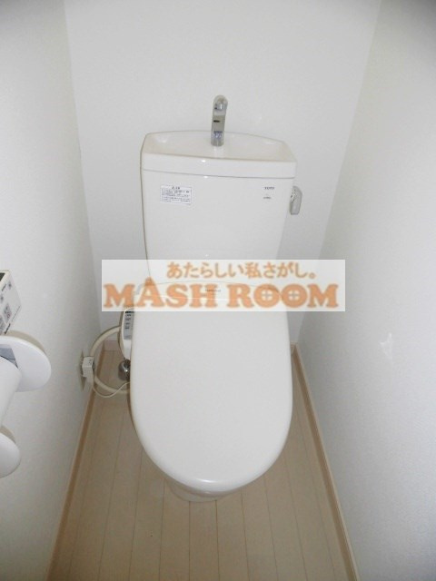 中野区本町６丁目のアパートのトイレ