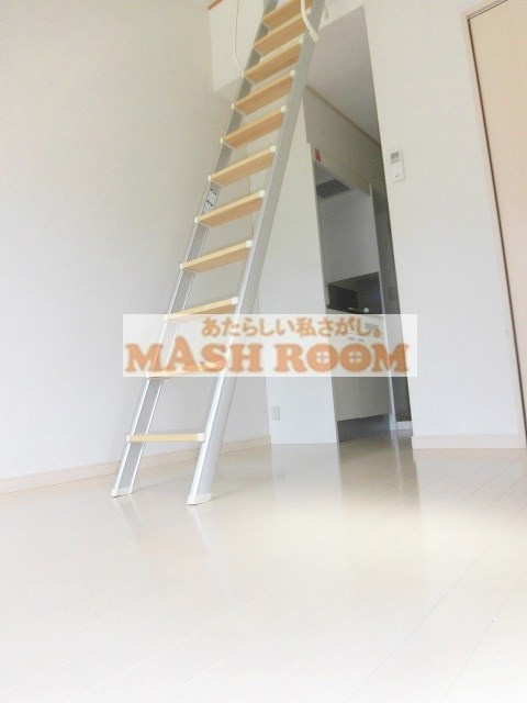 中野区本町６丁目のアパートのその他