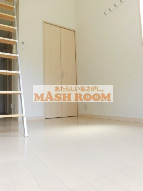 中野区本町６丁目のアパート