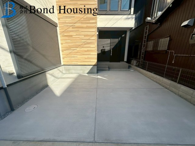 「南間口」「お車並列2台駐車可」星陵台 限定1棟の外観