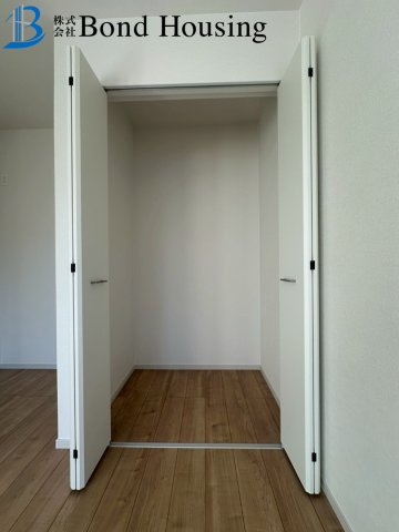 「南間口」「お車並列2台駐車可」星陵台 限定1棟の前面道路含む現地写真