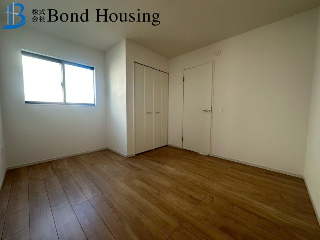 「南間口」「お車並列2台駐車可」星陵台 限定1棟の外観