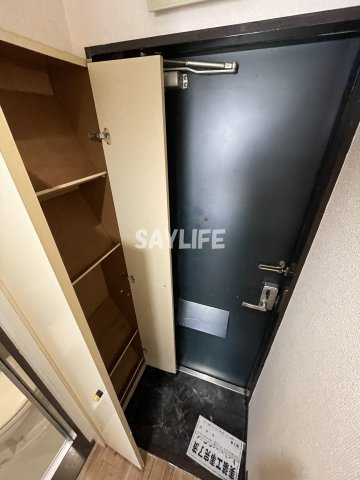 サンビレッジ森河内の玄関