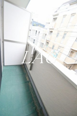 【バルコニー】 | エクウス・アグラム | バルコニーです。