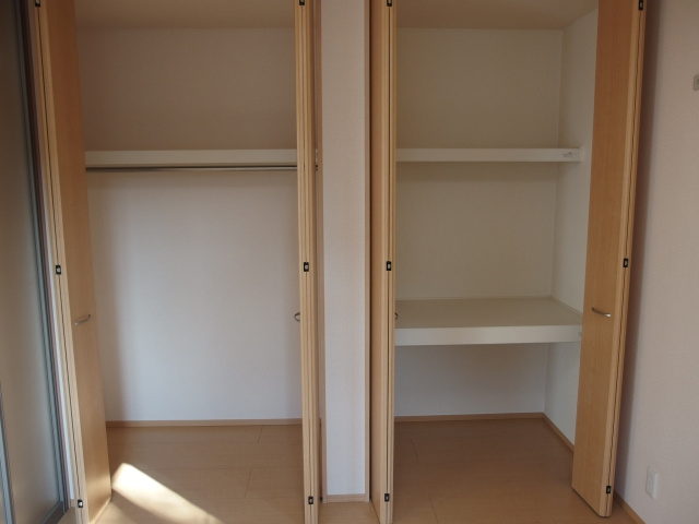 パークサイド洲山の収納