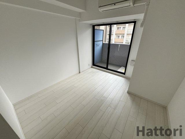 S-RESIDENCE新大阪WESTの居間・リビング