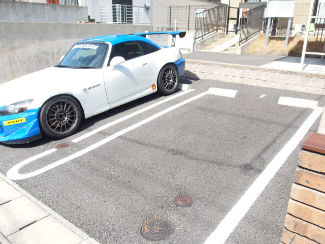 エトワール・クレール　エトワールの駐車場