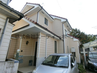 【外観】 | 大間2丁目貸家 | 駐車はコンパクトカーに限る