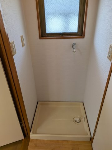 【その他】 | 三久ビル | 室内洗濯機置場です