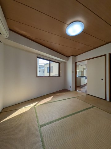【和室】 | 三久ビル | 広々とした和室です