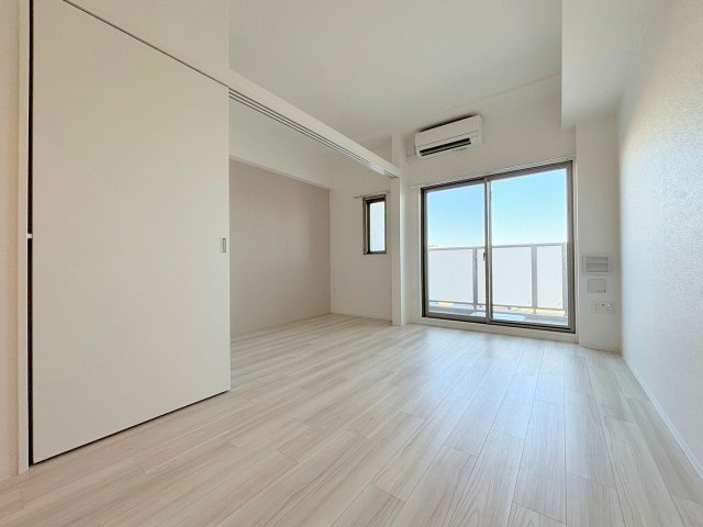 セレニテ東三国ミラクの居間・リビング