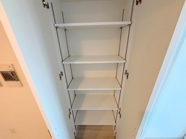 セレニテ東三国ミラクの収納