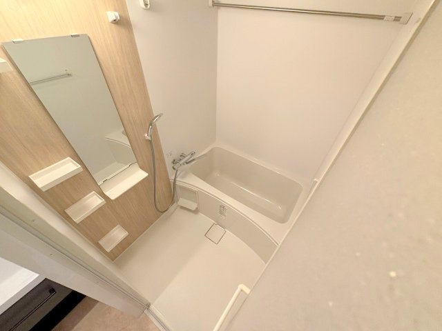 セレニテ東三国ミラクの浴室