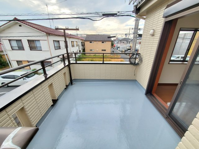 三郷市　戸ケ崎5丁目　中古戸建のバルコニー|開放的で明るい空間を演出してくれるバルコニーです