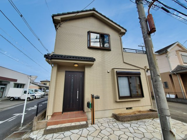 三郷市　戸ケ崎5丁目　中古戸建の外観|外観です