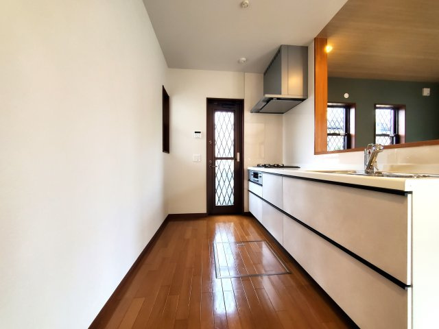 三郷市　戸ケ崎5丁目　中古戸建のキッチン|お料理しやすいキッチンです