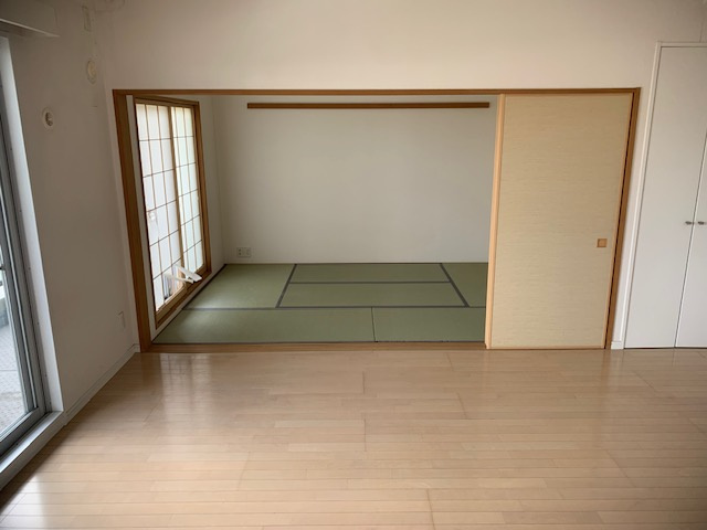 ヴィレンテ三島・柿田川　駿東郡清水町伏見の和室|来客スペース・子供の遊び場・昼寝スペースなど色々と幅広く使える大活躍の和室です。