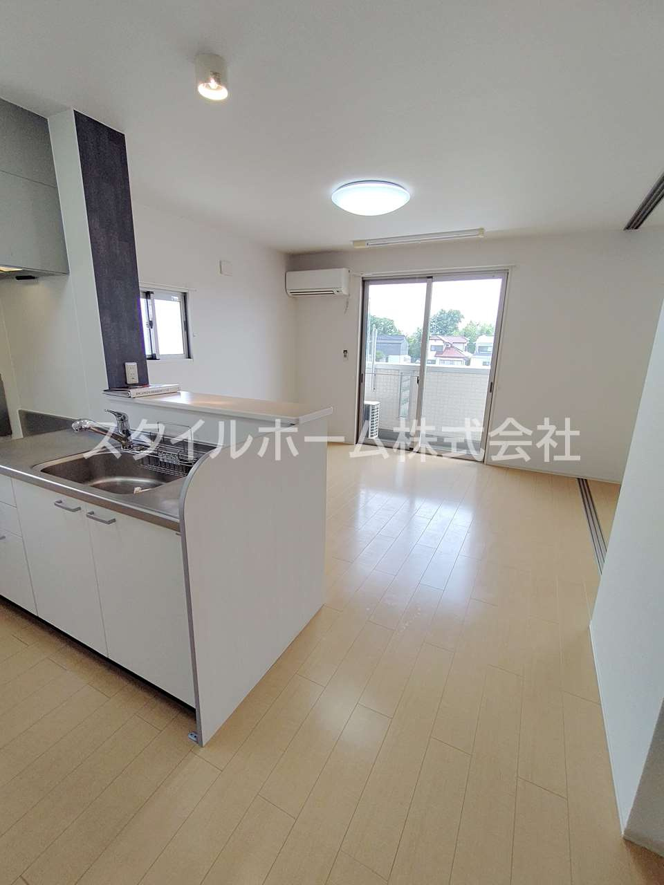 レジデンス芦原Ｂ棟の居間・リビング|別部屋写真です。